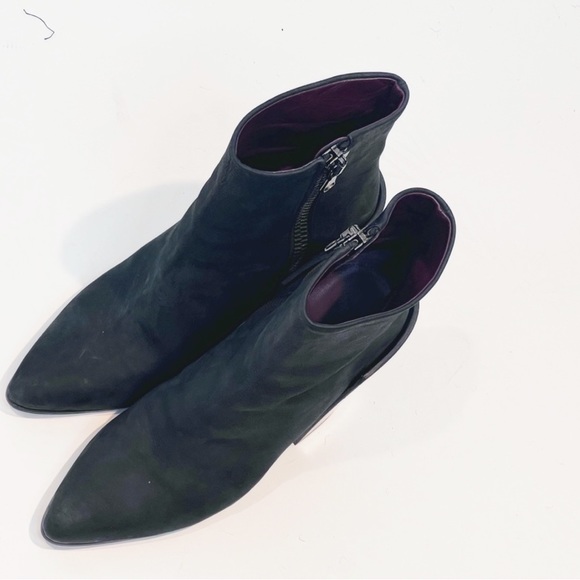 BLACK Short Block Heel ANKLE BOOT - Picture 7 of 10